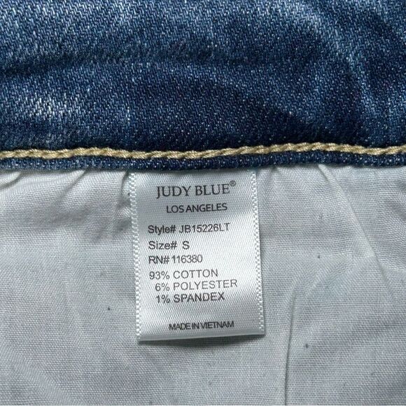 Judy Blue high rise bermuda cuffed midi denim shorts women’s size small - Picture 7 of 7